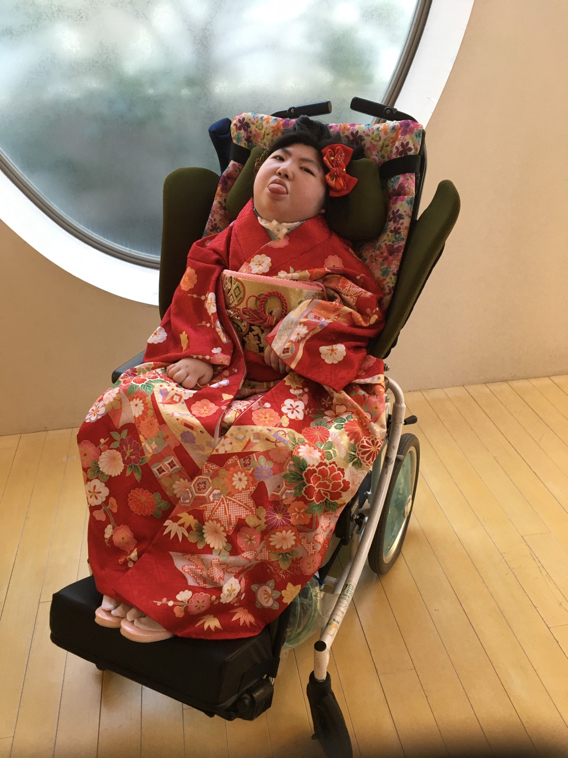 車椅子着物　振袖　成人式　東京都　身体障害　知的障害